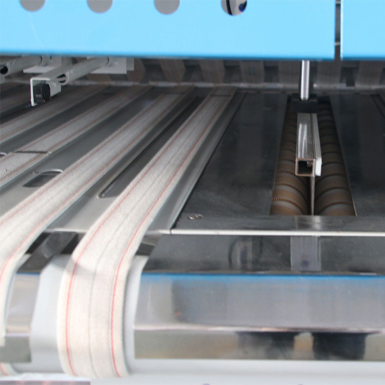 Leistungsstarke Industriekleidung Eisen- und Faltenmaschine für kleine Unternehmen 380/3/50V/P/Hz